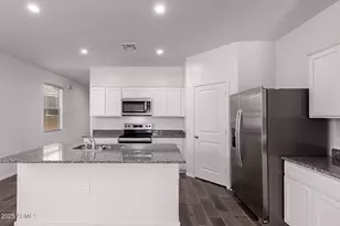 5031 E Umber Rd, San Tan Valley, AZ 85143 - Photo 9