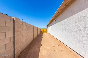 5507 E Mearn Rd, San Tan Valley, AZ 85140 - Photo 27