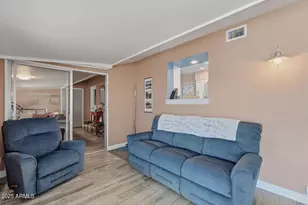 10731 W Tropicana Cir, Sun City, AZ 85351 - Photo 11