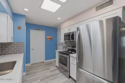 10731 W Tropicana Circle, Sun City, AZ 85351 - Photo 23