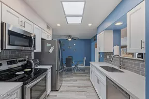 10731 W Tropicana Cir, Sun City, AZ 85351 - Photo 27