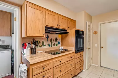 9414 W Greenway Road, Sun City, AZ 85351 - Photo 19