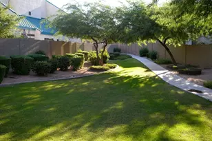 1015 S Val Vista Dr, Mesa, AZ 85204 - Photo 19