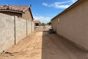 8500 W Coronado Dr, Arizona City, AZ 85123 - Photo 23