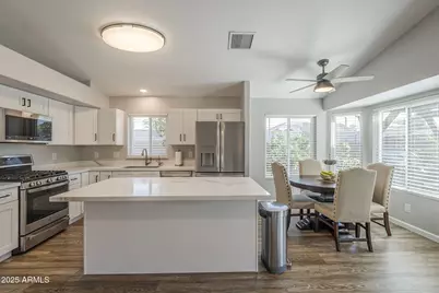 1173 E Betsy Lane, Gilbert, AZ 85296 - Photo 11