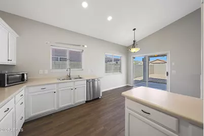 4338 E South Fork Drive, Phoenix, AZ 85044 - Photo 11