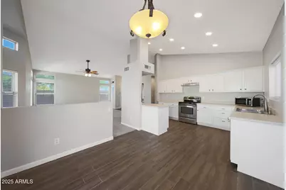 4338 E South Fork Drive, Phoenix, AZ 85044 - Photo 13