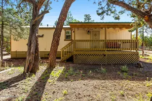 2064 Pinewood Dr, Overgaard, AZ 85933 - Photo 27