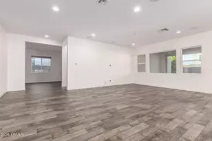 1136 E La Mirada Dr, Phoenix, AZ 85042 - Photo 11