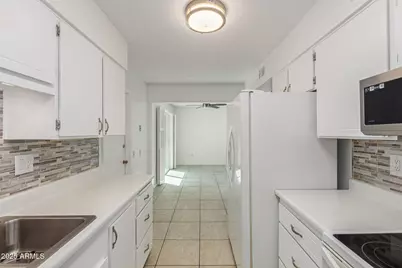 17217 N Del Webb Boulevard, Sun City, AZ 85373 - Photo 5