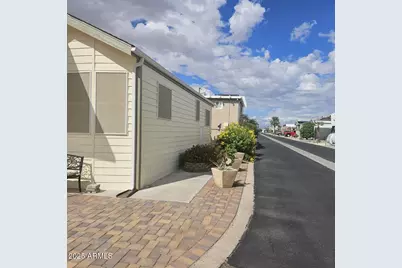 17200 W Bell Road W #901, Surprise, AZ 85374 - Photo 3