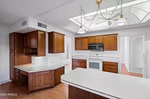 20826 N Desert Glen Dr, Sun City West, AZ 85375 - Photo 15