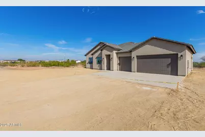 28309 N 220th Drive, Wittmann, AZ 85361 - Photo 5
