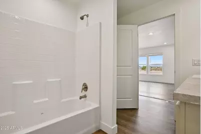 28425 N 250th Lane, Wittmann, AZ 85361 - Photo 13