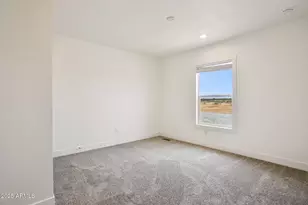 28425 N 250th Ln, Wittmann, AZ 85361 - Photo 15