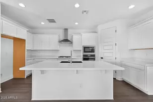 9222 S 169th Dr, Goodyear, AZ 85338 - Photo 3