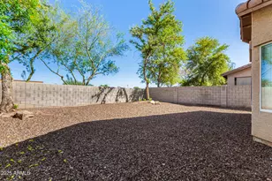 11642 W Monroe St, Avondale, AZ 85323 - Photo 27