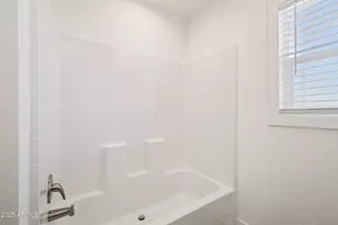 28428 N 250th Ln, Wittmann, AZ 85361 - Photo 21