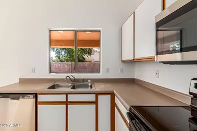 7342 N 70th Avenue, Glendale, AZ 85303 - Photo 13