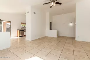 7342 N 70th Ave, Glendale, AZ 85303 - Photo 9