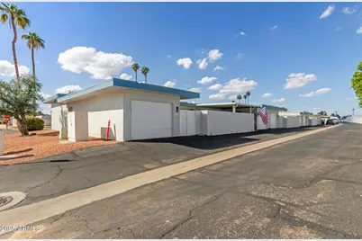 13605 N Del Webb Boulevard, Sun City, AZ 85351 - Photo 31