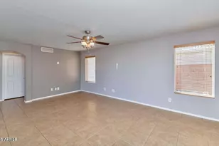 8782 E Pinchot Ave, Scottsdale, AZ 85251 - Photo 9