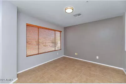 8782 E Pinchot Avenue, Scottsdale, AZ 85251 - Photo 17