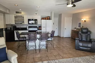 8649 E Royal Palm Rd, Scottsdale, AZ 85258 - Photo 3