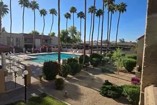 8649 E Royal Palm Rd, Scottsdale, AZ 85258 - Photo 7