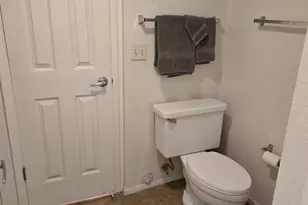 8649 E Royal Palm Rd, Scottsdale, AZ 85258 - Photo 9