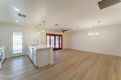 1938 E Greenway Drive, Tempe, AZ 85282 - Photo 7