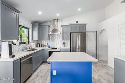 6030 E Winchcomb Drive, Scottsdale, AZ 85254 - Photo 7