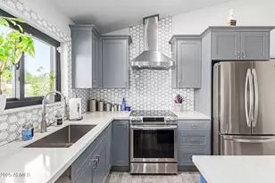 6030 E Winchcomb Dr, Scottsdale, AZ 85254 - Photo 9