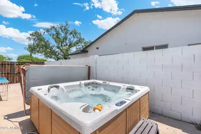 5101 E Winchcomb Drive, Scottsdale, AZ 85254 - Photo 11