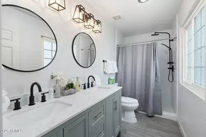 5101 E Winchcomb Drive, Scottsdale, AZ 85254 - Photo 15