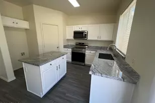 1213 S 121st Ln, Avondale, AZ 85323 - Photo 9