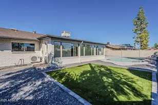 6737 S Palm Dr, Tempe, AZ 85283 - Photo 43