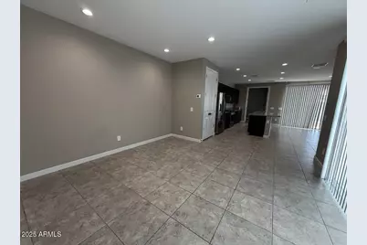 38163 W Santa Monica Avenue, Maricopa, AZ 85138 - Photo 11