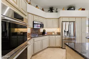 8100 E Camelback Rd, Scottsdale, AZ 85251 - Photo 15