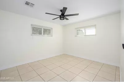 2114 W San Juan Avenue, Phoenix, AZ 85015 - Photo 23