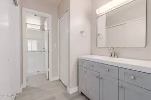 10610 S 48th St, Phoenix, AZ 85044 - Photo 15