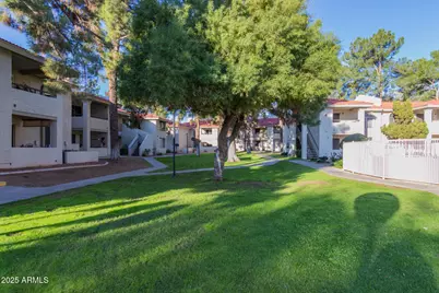 10610 S 48th Street #2013, Phoenix, AZ 85044 - Photo 39