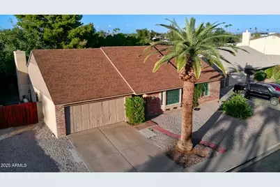 1358 W Lobo Avenue, Mesa, AZ 85202 - Photo 3