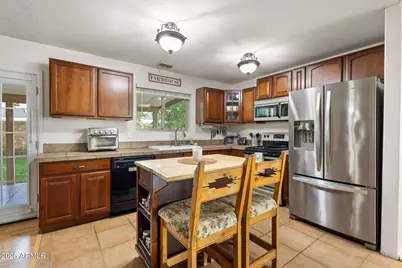 1358 W Lobo Avenue, Mesa, AZ 85202 - Photo 15