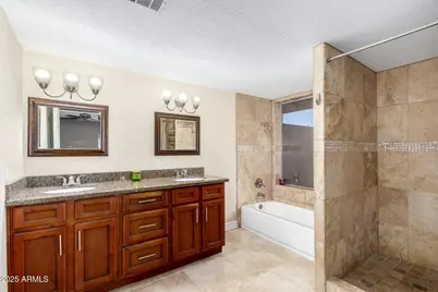 19002 N 8th Avenue, Phoenix, AZ 85027 - Photo 13