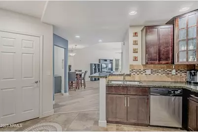 5350 E Deer Valley Drive #3267, Phoenix, AZ 85054 - Photo 15