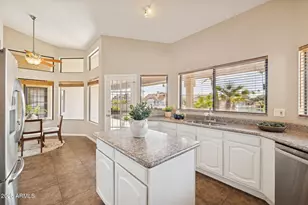 510 S Lagoon Dr, Gilbert, AZ 85233 - Photo 13