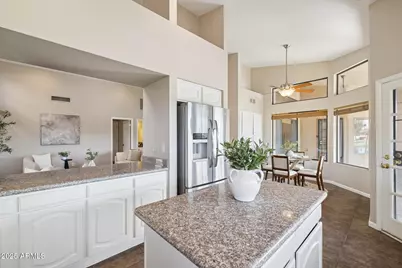 510 S Lagoon Drive, Gilbert, AZ 85233 - Photo 15