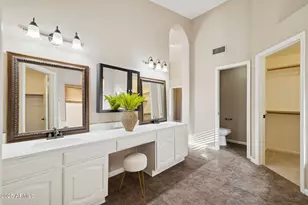 510 S Lagoon Dr, Gilbert, AZ 85233 - Photo 25