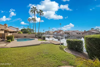 510 S Lagoon Drive, Gilbert, AZ 85233 - Photo 3